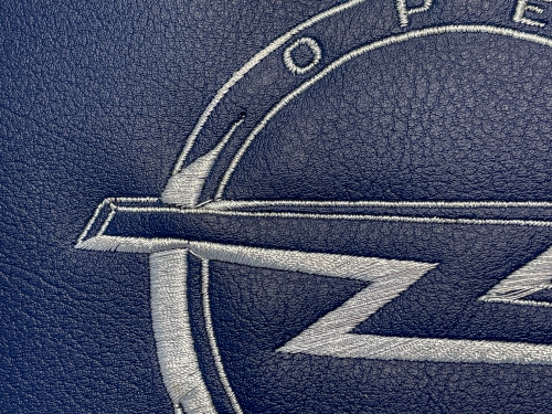 Verbandskissen - Opel - Wir leben Autos - blau silber